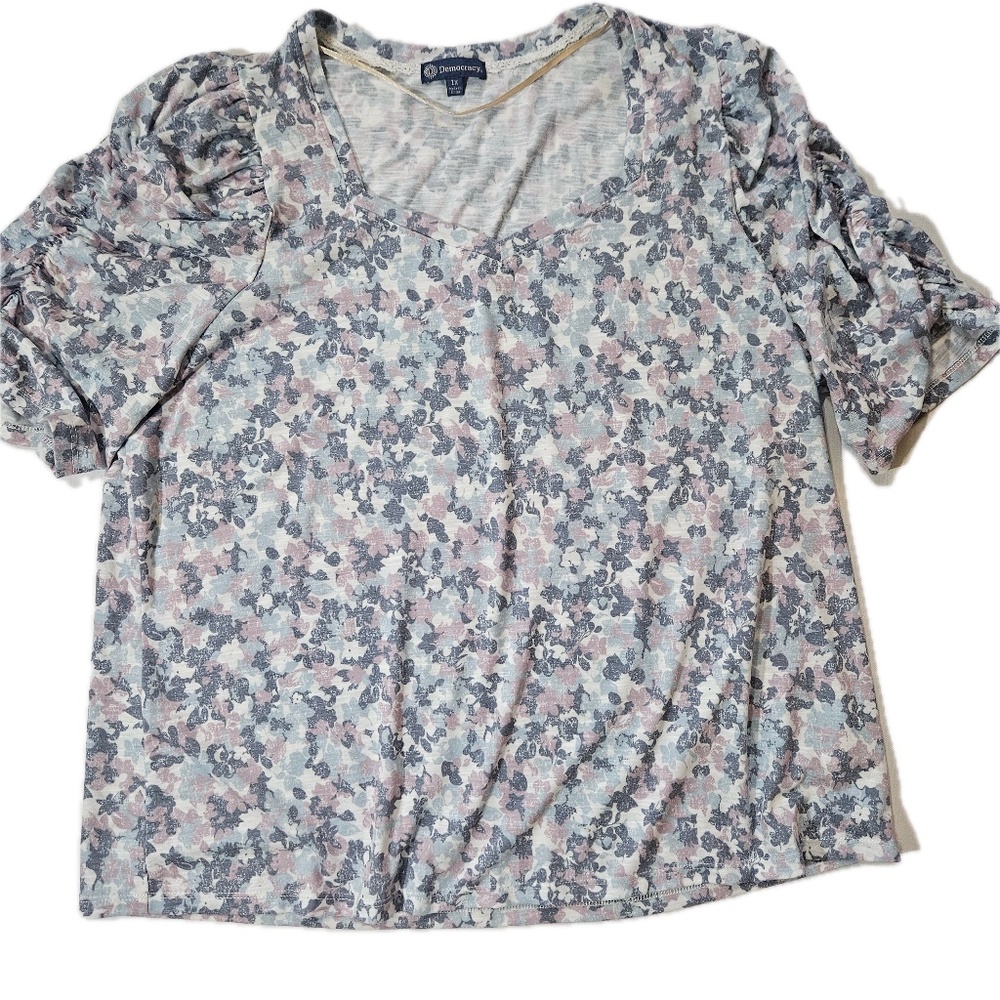 Democracy T-Shirt Womens 1X Multicolor Floral Jersey Puff Sleeve V-Neck Stretch